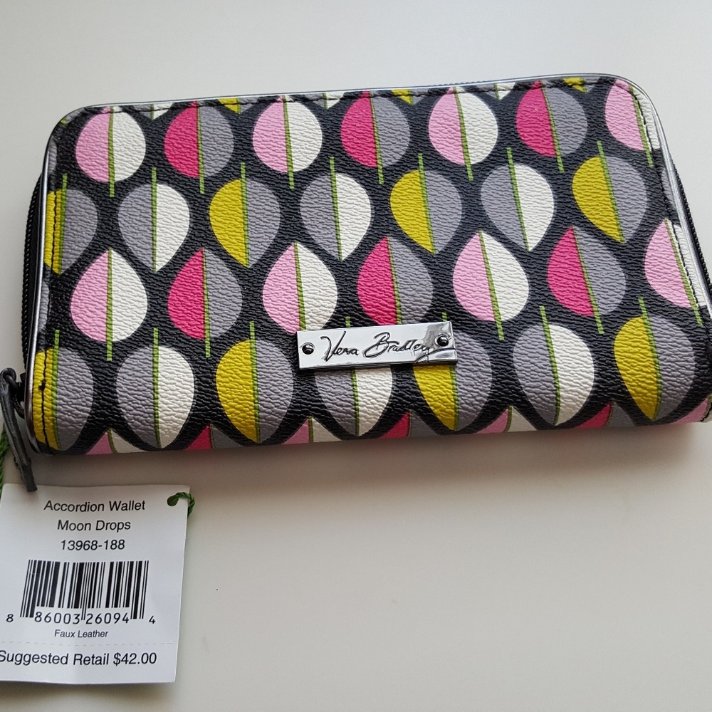 Vera Bradley Accordion Wallet- NWT